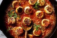 Lean and Flavorful Chicken Meatballs