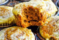 Pumpkin Cheesecake Swirl Muffins