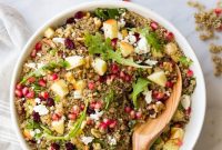 Vibrant Pomegranate Arugula Quinoa Salad