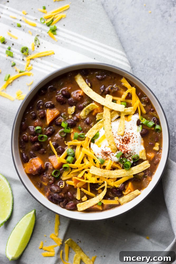 Comforting Sweet Potato Black Bean Chili 2 Black Bean and Sweet Potato Chili - the best chili! | littlebroken.com @littlebroken