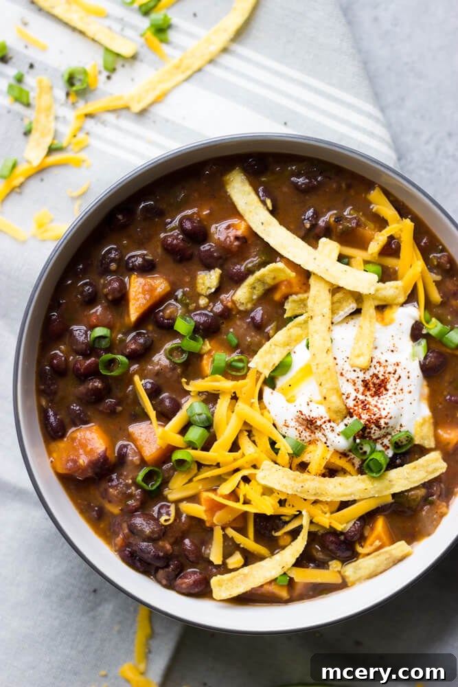 Comforting Sweet Potato Black Bean Chili 3 Black Bean and Sweet Potato Chili - the best chili! | littlebroken.com @littlebroken